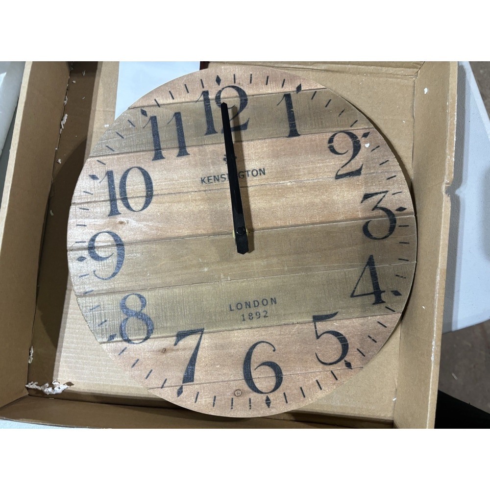 NIKKY HOME rustic Farmhouse‎ Wood Clock 12" Battery Operated